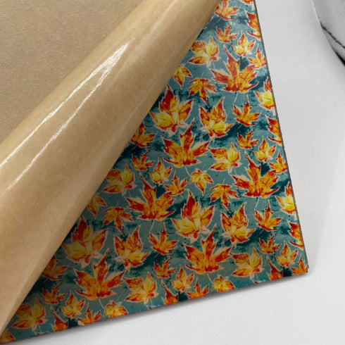 1109 - Leaves on Grey Background