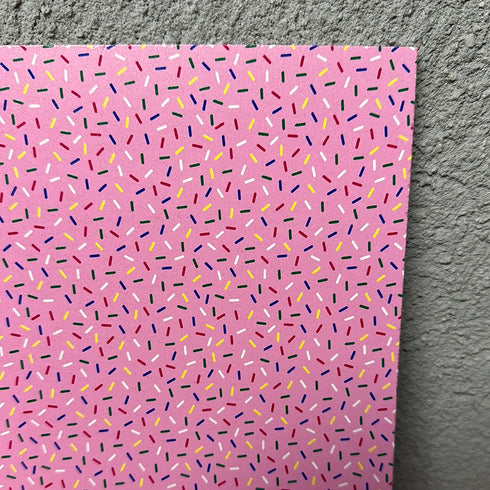 4090 - Pink Background Sprinkles