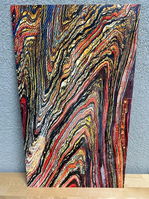 3159 - Vibrant Rock Cross-section