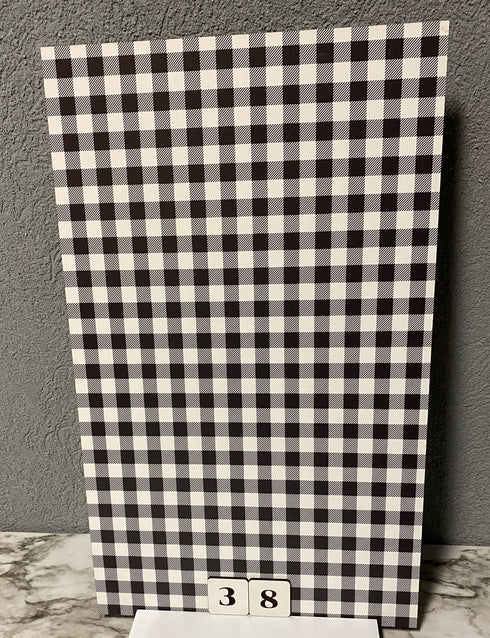 0038 - Small Gray & White Plaid