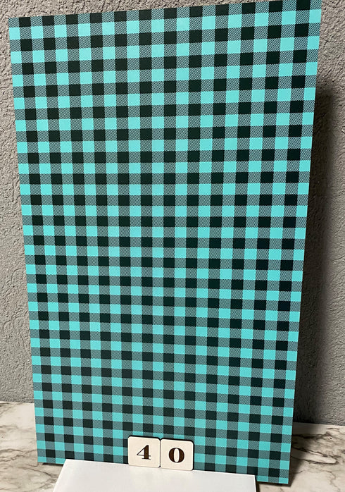 0040 - Small Teal & Black Plaid