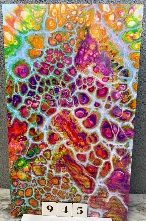 0945- Abstract Paint Pour on Canvas