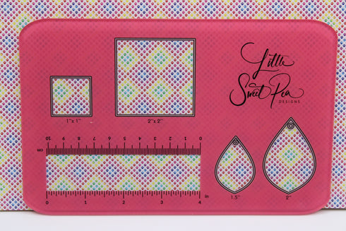 6026 - Rainbow Paw Print Diamond Pattern