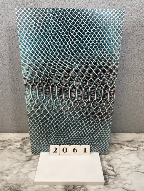 2061 - Snake Skin Blurred Edges